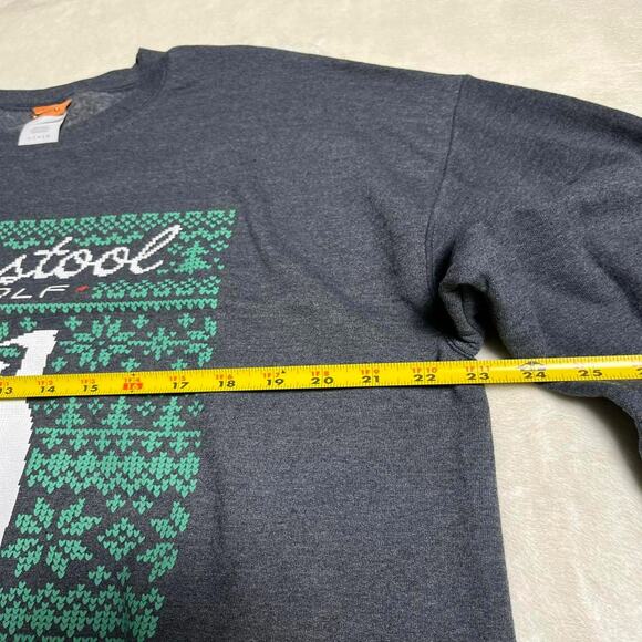 Barstool Sports Graphic Sweatshirt Men's L Winter Golf Print Gray Gildan Holiday - Picture 5 of 7